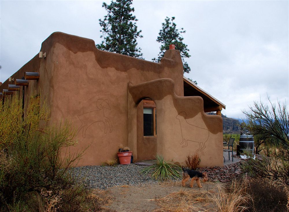 Bighorn Ridge Guesthouse Okanagan Falls Bagian luar foto